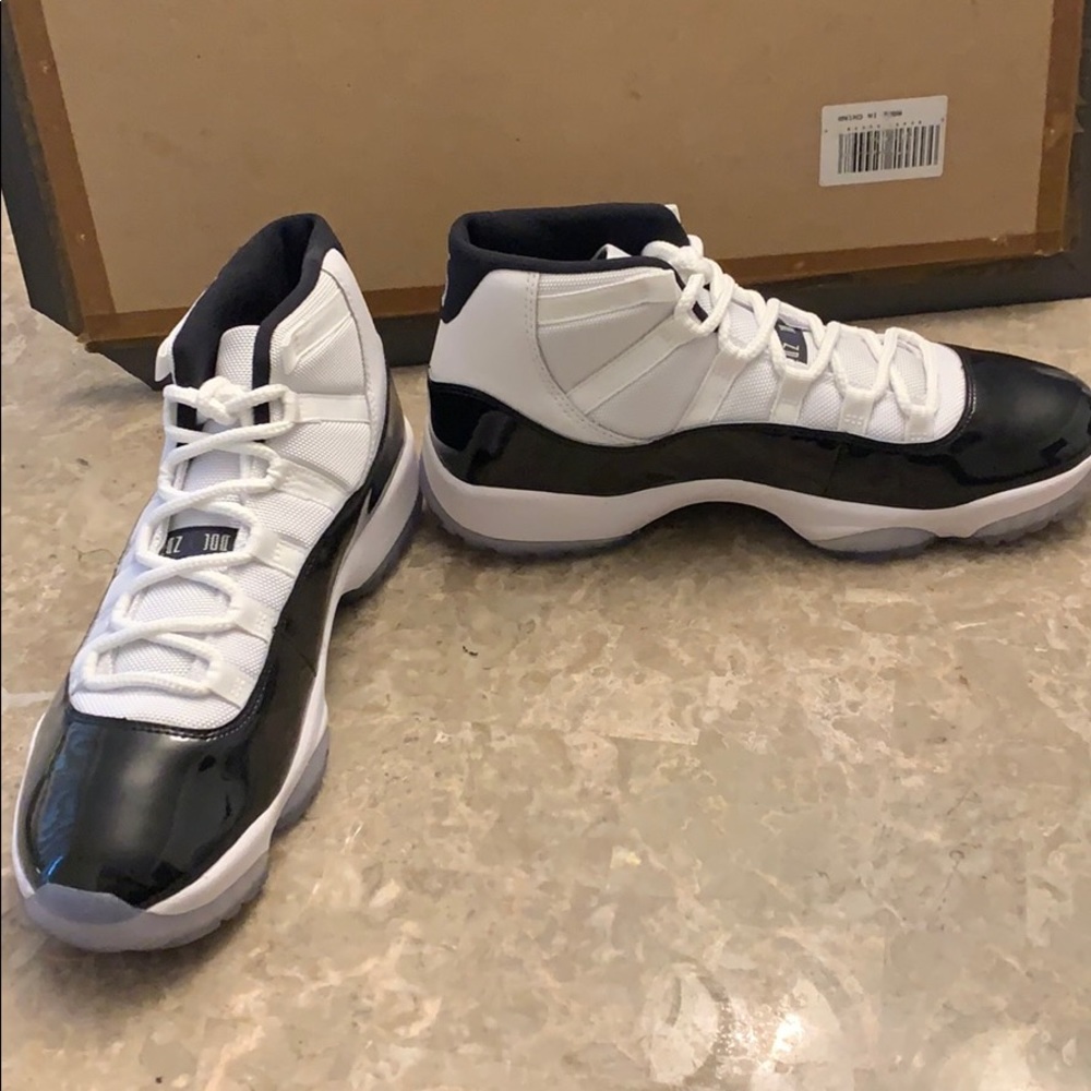 Concords - Picture 2 of 3